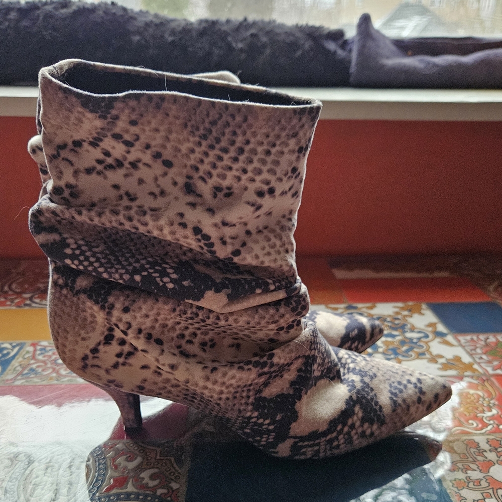 Stylish Snake Print Ankle Boots